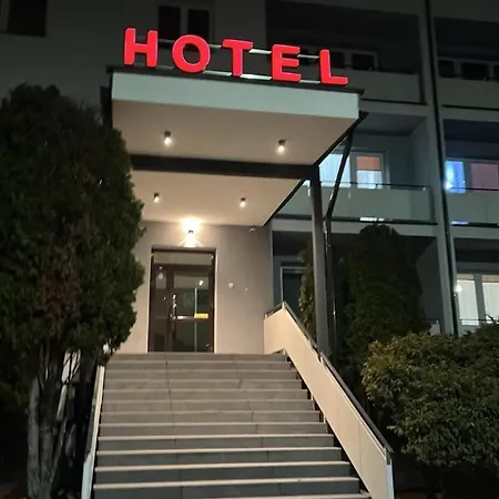 Hotel Mlawa *